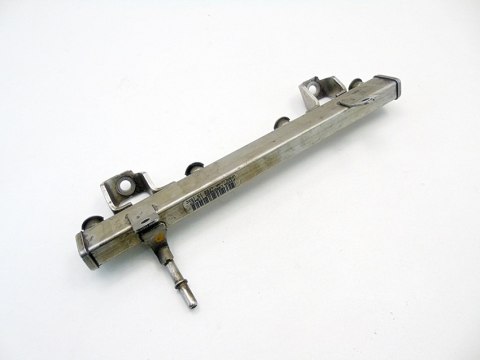 LISTWA WTRYSKOWA PALIWA 1.8 2.0 16V MAZDA MX5 MX-5 VP6ALU-9D280-AA LISTWA WTRYSKOWA PALIWA 1.8 2.0 16V MAZDA MX5 MX-5 VP6ALU-9D280-AA