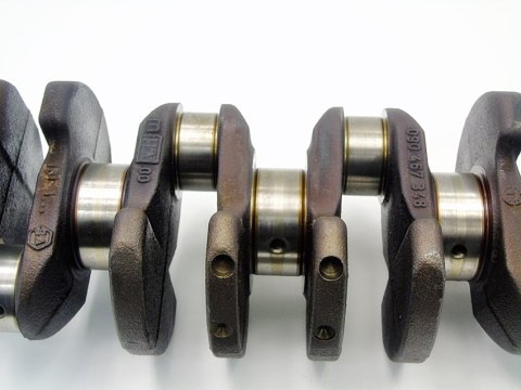 WAŁ KORBOWY 090467348 1.6 16V ASTRA F G VECTRA B ZAFIRA MERIVA WAŁ KORBOWY 090467348 1.6 16V ASTRA F G VECTRA B ZAFIRA MERIVA