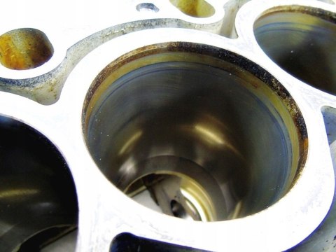 BLOK SILNIKA 2.0 i BMW 3 E46 318 I CI TI N42 7506329 7516330 BLOK SILNIKA 2.0 i BMW 3 E46 318 I CI TI N42 7506329 7516330