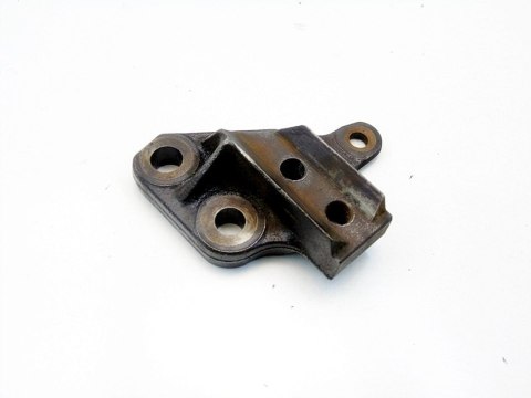 ŁAPA SILNIKA 2.4 T B VOLVO V70 I II S70 C70 S80 S60 XC70 8683931 ŁAPA SILNIKA 2.4 T B VOLVO V70 I II S70 C70 S80 S60 XC70 8683931