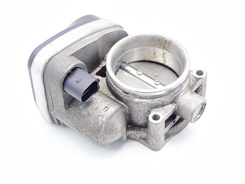 PRZEPUSTNICA 2.0 i BMW 3 E46 318 I CI TI N42 1439224-04 PRZEPUSTNICA 2.0 i BMW 3 E46 318 I CI TI N42 1439224-04
