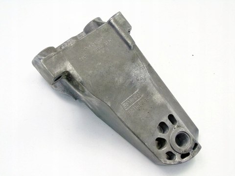 ŁAPA WSPORNIK SILNIKA FORD TRANSIT MK6 MK7 06-14 2.4 TDCI 6C11-6061-AA ŁAPA WSPORNIK SILNIKA FORD TRANSIT MK6 MK7 06-14 2.4 TDCI 6C11-6061-AA