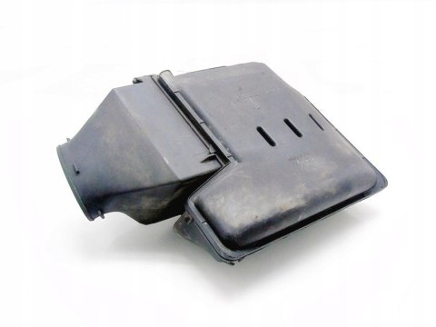 OBUDOWA FILTRA POWIETRZA 1.4 16V CLIO MEGANE THALIA SCENIC 8200023599A OBUDOWA FILTRA POWIETRZA 1.4 16V CLIO MEGANE THALIA SCENIC 8200023599A