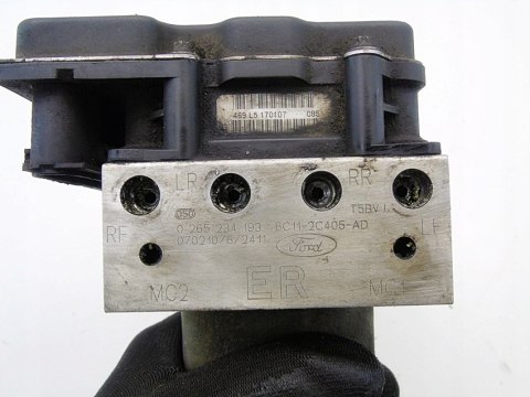 POMPA ABS FORD TRANSIT MK6 MK7 06-14 2.4 TDCI 0265950399 6C11-2C405-AD POMPA ABS FORD TRANSIT MK6 MK7 06-14 2.4 TDCI 0265950399 6C11-2C405-AD