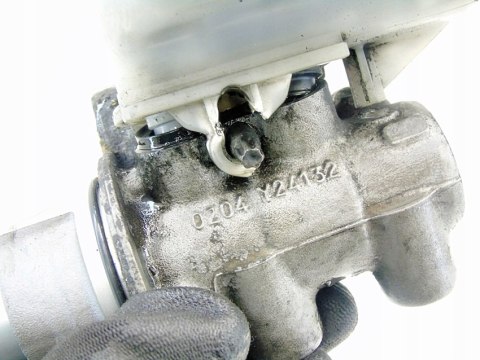 POMPA HAMULCOWA ZBIORNIK FORD TRANSIT MK6 MK7 06-14 2.4 TDCI 0204Y24132 POMPA HAMULCOWA ZBIORNIK FORD TRANSIT MK6 MK7 06-14 2.4 TDCI 0204Y24132
