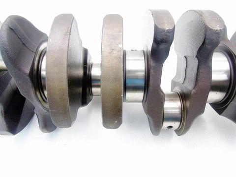 WAŁ KORBOWY 2.4 T B VOLVO V70 I II S70 C70 S80 S60 XC70 WAŁ KORBOWY 2.4 T B VOLVO V70 I II S70 C70 S80 S60 XC70