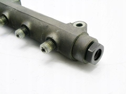 LISTWA ZAWÓR PALIWA 2.4 D5 VOLVO XC90 XC60 XC70 V70 2 3 S60 S80 30637137 LISTWA ZAWÓR PALIWA 2.4 D5 VOLVO XC90 XC60 XC70 V70 2 3 S60 S80 30637137
