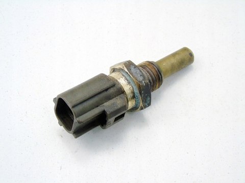 CZUJNIK TEMPERATURY WODY 2.4 D D5 VOLVO XC70 V70 2 3 S60 S80 8653103