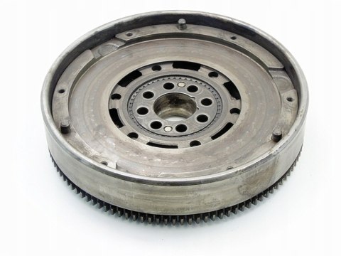 KOŁO DWUMASOWE 2.0 D BMW E46 E39 320 520 318 D 204D1 136KM