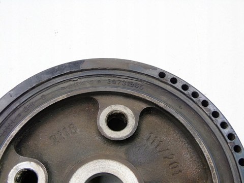 KOŁO PASOWE WAŁU KORBOWEGO 2.4 D D5 VOLVO XC70 V70 2 3 S60 S80 30731865 KOŁO PASOWE WAŁU KORBOWEGO 2.4 D D5 VOLVO XC70 V70 2 3 S60 S80 30731865