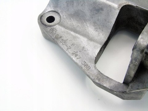 ŁAPA SILNIKA 2.0 D BMW E46 E39 320 520 318 D 204D1 2247388 ŁAPA SILNIKA 2.0 D BMW E46 E39 320 520 318 D 204D1 2247388