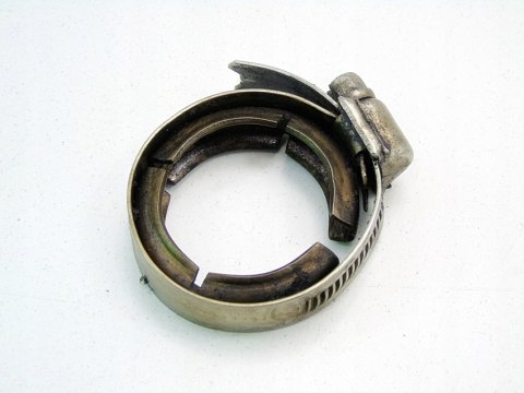 OBEJMA RURKI SPALIN EGR 2.4 D D5 VOLVO XC70 V70 2 3 S60 S80 OBEJMA RURKI SPALIN EGR 2.4 D D5 VOLVO XC70 V70 2 3 S60 S80