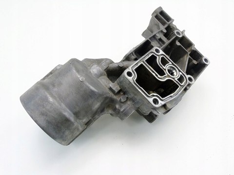 OBUDOWA FILTRA OLEJU 2.5 I BMW M54 325 525 E46 E39 E60 E61 E83 E85 1713838 OBUDOWA FILTRA OLEJU 2.5 I BMW M54 325 525 E46 E39 E60 E61 E83 E85 1713838