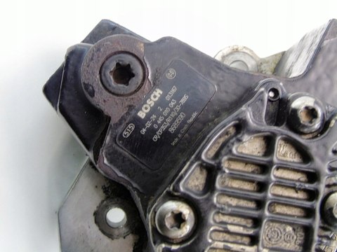 POMPA WTRYSKOWA 2.4 D D5 VOLVO XC70 V70 2 S60 S80 0445010043 8689590 POMPA WTRYSKOWA 2.4 D D5 VOLVO XC70 V70 2 S60 S80 0445010043 8689590