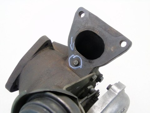 TURBOSPRĘŻARKA 2.4 D D5 VOLVO XC70 V70 2 3 S60 S80 8653146 TURBOSPRĘŻARKA 2.4 D D5 VOLVO XC70 V70 2 3 S60 S80 8653146