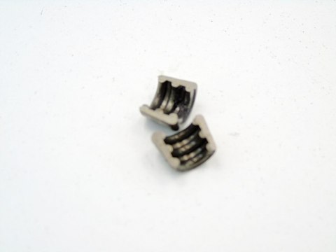 ZAMEK ZAWORU GLOWICY 1.9 TDI PASSAT B5 SUPERB A4 B6 A6 C5 ZAMEK ZAWORU GLOWICY 1.9 TDI PASSAT B5 SUPERB A4 B6 A6 C5
