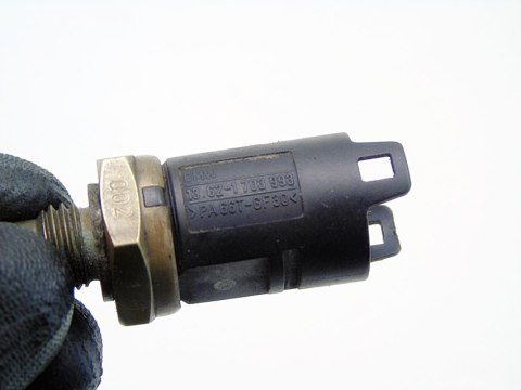 CZUJNIK TEMPERATURY 2.0 2.5 I BMW M54 325 525 E46 E39 E60 E61 E83 E85 X3 Z4 CZUJNIK TEMPERATURY 2.0 2.5 I BMW M54 325 525 E46 E39 E60 E61 E83 E85 X3 Z4