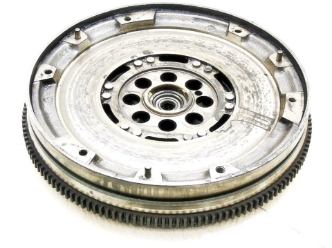 KOŁO DWUMASOWE MERCEDES 2.4 V6 W210 S210 E24 KOŁO DWUMASOWE MERCEDES 2.4 V6 W210 S210 E24