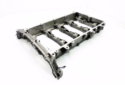 RAMKA POKRYWA GŁOWICY 2.0 TDCI MONDEO MK3 XTYPE RAMKA POKRYWA GŁOWICY 2.0 TDCI MONDEO MK3 XTYPE