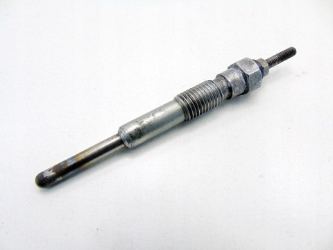 ŚWIECA ŻAROWA 11V 2.0 D 8V 2C CAMRY CORONA CARINA COROLLA TOWN AVENSIS