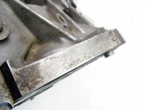 BLOK SILNIKA 1.8 16V MONDEO 3 V50 S40 C30 FOCUS II C-MAX RF4M5G-6015DF BLOK SILNIKA 1.8 16V MONDEO 3 V50 S40 C30 FOCUS II C-MAX RF4M5G-6015DF