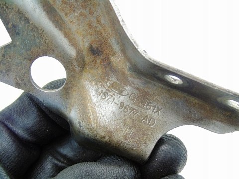 ŁAPA LINKI GAZU 1.8 2.0 16V MONDEO MK 3 FOCUS 2 C30 V50 S40 2 1S71-9677-AD ŁAPA LINKI GAZU 1.8 2.0 16V MONDEO MK 3 FOCUS 2 C30 V50 S40 2 1S71-9677-AD