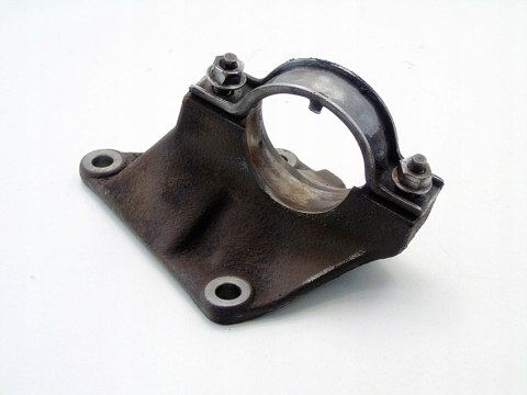 PODPORA PÓŁOSI ŁAPA 1.8 2.0 16V MONDEO MK 3 C30 V50 S40 II 1S7W3K305AB PODPORA PÓŁOSI ŁAPA 1.8 2.0 16V MONDEO MK 3 C30 V50 S40 II 1S7W3K305AB