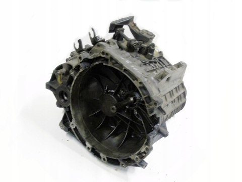 SKRZYNIA BIEGÓW 1.8 2.0 16V FORD MONDEO MK3 4S7R7002BA SKRZYNIA BIEGÓW 1.8 2.0 16V FORD MONDEO MK3 4S7R7002BA