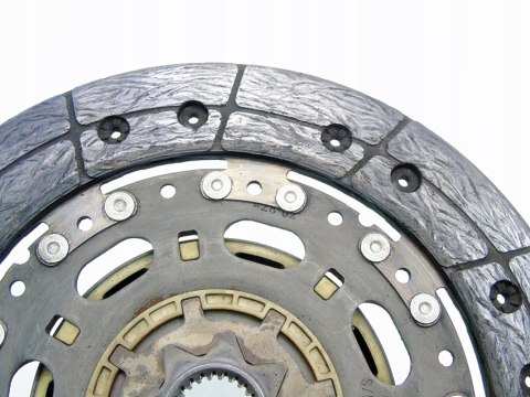 SPRZĘGŁO TARCZA DOCISK 1.8 2.0 16V MONDEO MK3 FOCUS 2 C30 V50 S40 2 SPRZĘGŁO TARCZA DOCISK 1.8 2.0 16V MONDEO MK3 FOCUS 2 C30 V50 S40 2