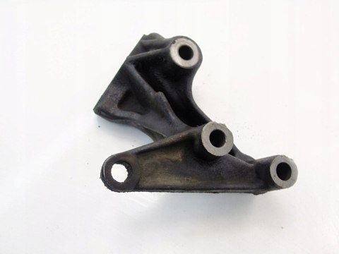 ŁAPA WSPORNIK SILNIKA I 1.0 16V VVTI YARIS 12315-23021 ŁAPA WSPORNIK SILNIKA I 1.0 16V VVTI YARIS 12315-23021