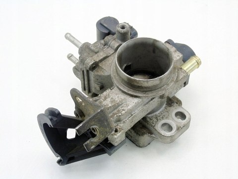 PRZEPUSTNICA 1.0 16V VVTI TOYOTA YARIS PLATZ 1SZ 22210-0J010 89452-0D010 PRZEPUSTNICA 1.0 16V VVTI TOYOTA YARIS PLATZ 1SZ 22210-0J010 89452-0D010