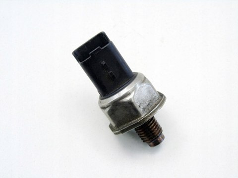 CZUJNIK PALIWA 1.5 DCI CLIO 3 MODUS LOGAN SANDERO DUSTER SCENIC 3 9307Z511A CZUJNIK PALIWA 1.5 DCI CLIO 3 MODUS LOGAN SANDERO DUSTER SCENIC 3 9307Z511A