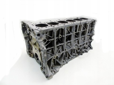 BLOK 3.0 D BMW N57D30B X4 X5 X6 F07 F10 F30 F80 F31 F01 F34 F11 F06 F04 F03 BLOK 3.0 D BMW N57D30B X4 X5 X6 F07 F10 F30 F80 F31 F01 F34 F11 F06 F04 F03