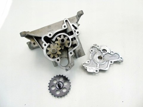 POMPA OLEJU 3.0 D BMW N57D30B X4 X5 X6 F07 F10 F30 F80 F31 F01 F34 F11 F06 POMPA OLEJU 3.0 D BMW N57D30B X4 X5 X6 F07 F10 F30 F80 F31 F01 F34 F11 F06