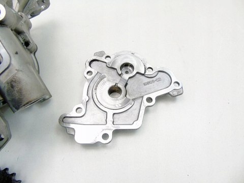 POMPA OLEJU 3.0 D BMW N57D30B X4 X5 X6 F07 F10 F30 F80 F31 F01 F34 F11 F06 POMPA OLEJU 3.0 D BMW N57D30B X4 X5 X6 F07 F10 F30 F80 F31 F01 F34 F11 F06