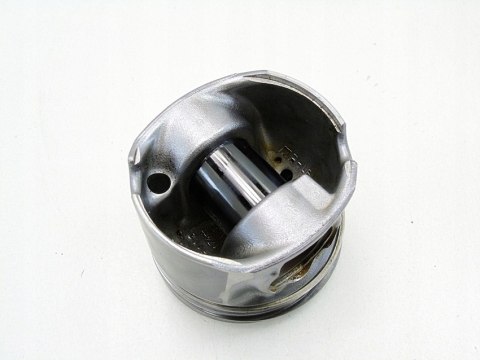 TŁOK 84L110 3.0 D BMW N57D30B X4 X5 X6 F07 F10 F30 F80 F31 F01 F34 F11 F06 TŁOK 84L110 3.0 D BMW N57D30B X4 X5 X6 F07 F10 F30 F80 F31 F01 F34 F11 F06