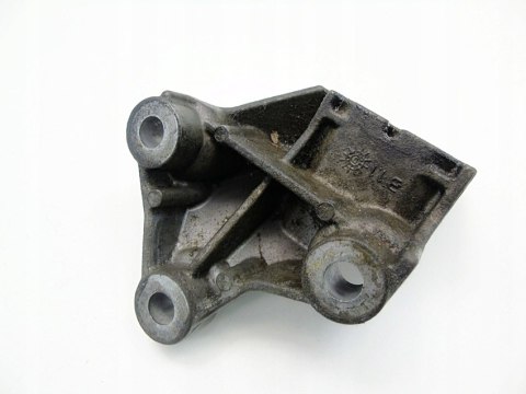 ŁAPA WSPORNIK SILNIKA 2.0 2.4 T VOLVO S60 V70 2 C70 S70 S80 XC70 9161141 ŁAPA WSPORNIK SILNIKA 2.0 2.4 T VOLVO S60 V70 2 C70 S70 S80 XC70 9161141