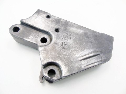 ŁAPA WSPORNIK SILNIKA 2.0 2.4 T VOLVO S60 V70 C70 S70 S80 XC70 9180996 ŁAPA WSPORNIK SILNIKA 2.0 2.4 T VOLVO S60 V70 C70 S70 S80 XC70 9180996