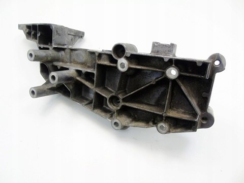 ŁAPA WSPORNIK SILNIKA 2.0 T 20V VOLVO S60 V70 2 C70 S70 S80 XC70 9497106 ŁAPA WSPORNIK SILNIKA 2.0 T 20V VOLVO S60 V70 2 C70 S70 S80 XC70 9497106
