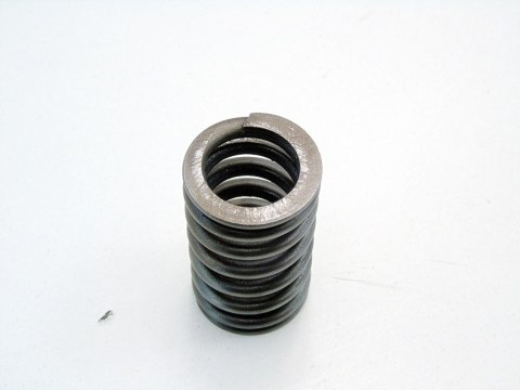 SPRĘŻYNA ZAWORU GŁOWICY FORD 2.0 2.4 TDCI TDDI DI MONDEO 3 TRANSIT X- TYPE SPRĘŻYNA ZAWORU GŁOWICY FORD 2.0 2.4 TDCI TDDI DI MONDEO 3 TRANSIT X- TYPE