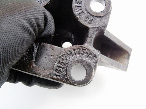 ŁAPA WSPORNIK SKRZYNI BIEGÓW 2.0 DI TDDI D FORD TRANSIT 00-06 1C15-7M125-AB ŁAPA WSPORNIK SKRZYNI BIEGÓW 2.0 DI TDDI D FORD TRANSIT 00-06 1C15-7M125-AB