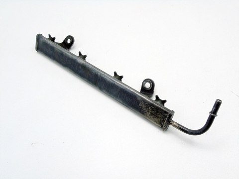 LISTWA WTRYSKOWA PALIWA 1.3 1.5 MITSUBISHI COLT 6 SMART FORFOUR MN143973 LISTWA WTRYSKOWA PALIWA 1.3 1.5 MITSUBISHI COLT 6 SMART FORFOUR MN143973
