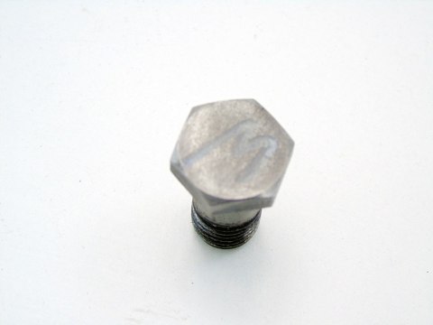 ŚRUBA PRZEWODU RURKI WODY 2.0 2.4 T TURBO VOLVO S60 V70 C70 S70 S80 XC70