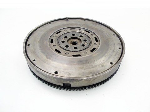 KOŁO ZAMACHOWE DWUMASOWE 2.5 TDI AUDI A4 A6 A8 PASSAT B5 SUPERB 059105266A KOŁO ZAMACHOWE DWUMASOWE 2.5 TDI AUDI A4 A6 A8 PASSAT B5 SUPERB 059105266A