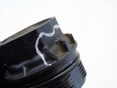KOREK OBUDOWA FILTRA OLEJU 1.8 VVTI AVENSIS T27 AURIS E15 VERSO R2 2ZR KOREK OBUDOWA FILTRA OLEJU 1.8 VVTI AVENSIS T27 AURIS E15 VERSO R2 2ZR