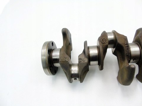 WAŁ KORBOWY 1.3 16V MITSUBISHI COLT 6 SMART FORFOUR MR984367 WAŁ KORBOWY 1.3 16V MITSUBISHI COLT 6 SMART FORFOUR MR984367