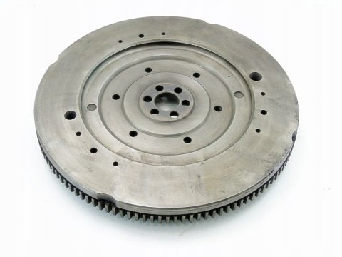 KOŁO ZAMACHOWE FIAT 126P 650 MALUCH FSM 126A1.076 KOŁO ZAMACHOWE FIAT 126P 650 MALUCH FSM 126A1.076