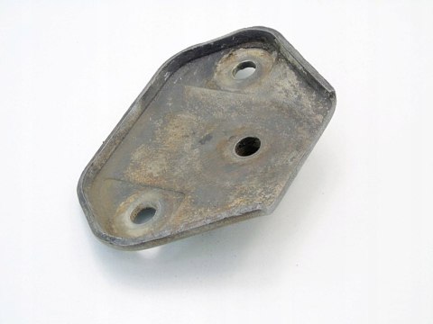 ŁAPA WSPORNIK MOCOWANIE SILNIKA FIAT 126P 650 MALUCH FSM 126A1.076 ŁAPA WSPORNIK MOCOWANIE SILNIKA FIAT 126P 650 MALUCH FSM 126A1.076