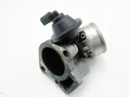 PRZEPUSTNICA KOLANKO 2.5 TDI AUDI A4 A6 A8 PASSAT B5 SUPERB 8D0145950B