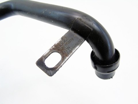 RURKA PRZEWÓD WODY 2.5 TDI AUDI A4 A6 A8 PASSAT B5 SUPERB 059121065D RURKA PRZEWÓD WODY 2.5 TDI AUDI A4 A6 A8 PASSAT B5 SUPERB 059121065D